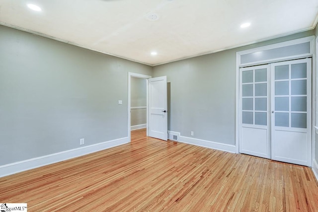 506 Parkview Dr, Spartanburg, SC 29302 - empty room featuring visible vents, baseboards, light wood-type flooring, and recessed lighting