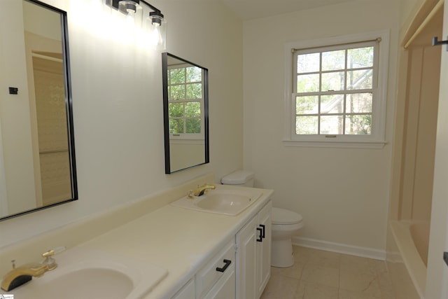 106 Carolina Club Dr, Spartanburg, SC 29306 - full bathroom with plenty of natural light, a sink, and toilet