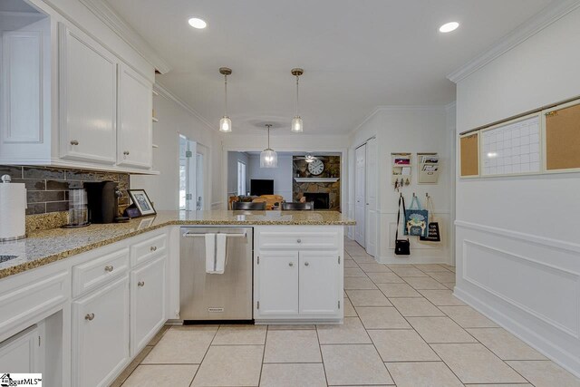 105 Berrywood Ct, Greer, SC 29650 - kitchen with a peninsula, dishwasher, a fireplace, and white cabinets