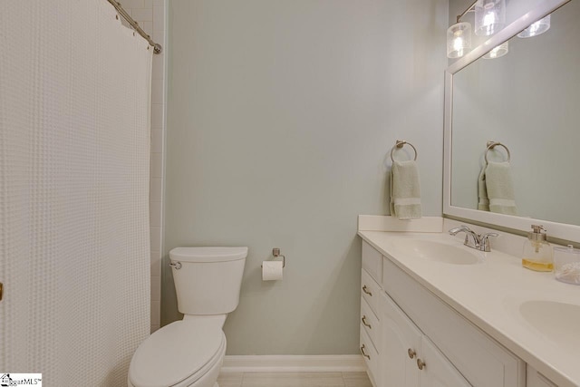 105 Berrywood Ct, Greer, SC 29650 - bathroom with a sink, double vanity, toilet, and a shower with curtain