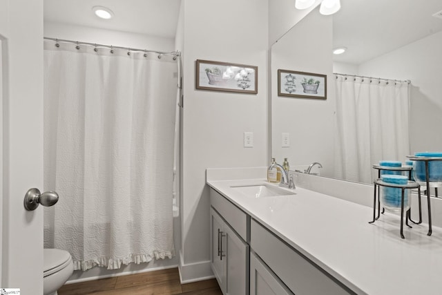 17 Starlake Rd, Simpsonville, SC 29681 - full bathroom featuring shower / bath combination with curtain, vanity, visible vents, toilet, and wood finished floors
