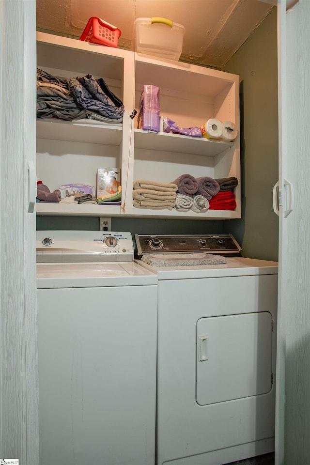 4041 N 101st Hwy, Greer, SC 29651 - laundry room with laundry area and separate washer and dryer