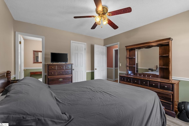 407 Rotterdam Rd, Easley, SC 29640 - bedroom with ceiling fan