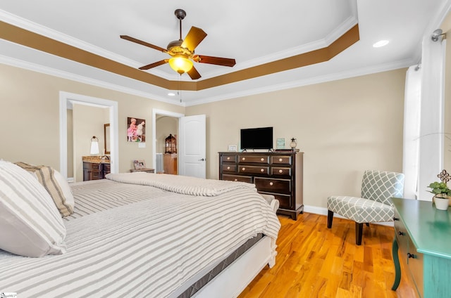 bedroom with light wood-type flooring, ornamental molding, baseboards, recessed lighting, and a ceiling fan