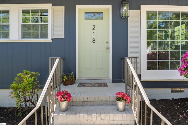 view of property entrance