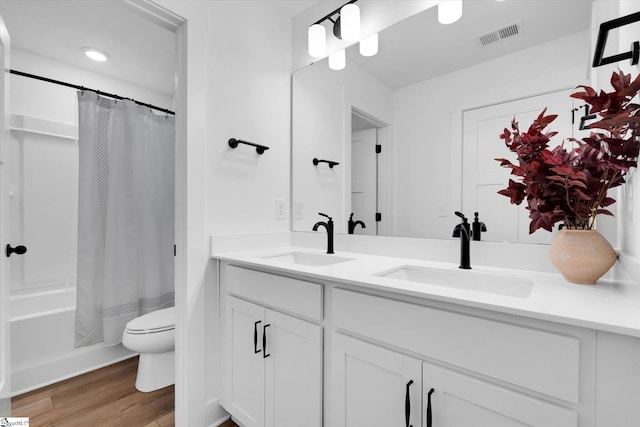 102 Moorish Cir, Simpsonville, SC 29681 - bathroom featuring toilet, double vanity, a sink, and visible vents