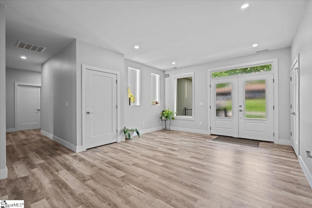 308 Pineridge Dr, Spartanburg, SC 29303 - entrance foyer featuring recessed lighting, visible vents, light wood finished floors, and baseboards