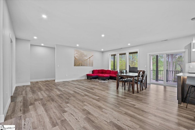308 Pineridge Dr, Spartanburg, SC 29303 - living room featuring recessed lighting, light wood-type flooring, and baseboards