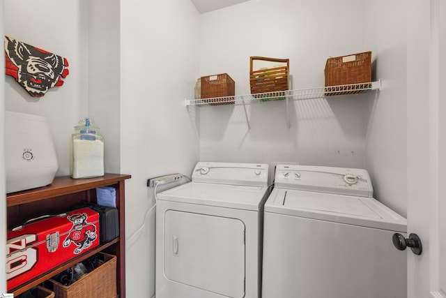 504 Anderson St, Greenville, SC 29601 - clothes washing area featuring independent washer and dryer and laundry area