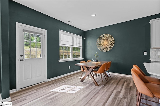 633 Morning Meadows Dr, Inman, SC 29349 - dining area with baseboards, visible vents, recessed lighting, and light wood-style floors