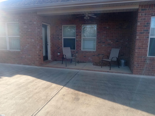 504 Airdale Ln, Simpsonville, SC 29680 - view of patio with ceiling fan