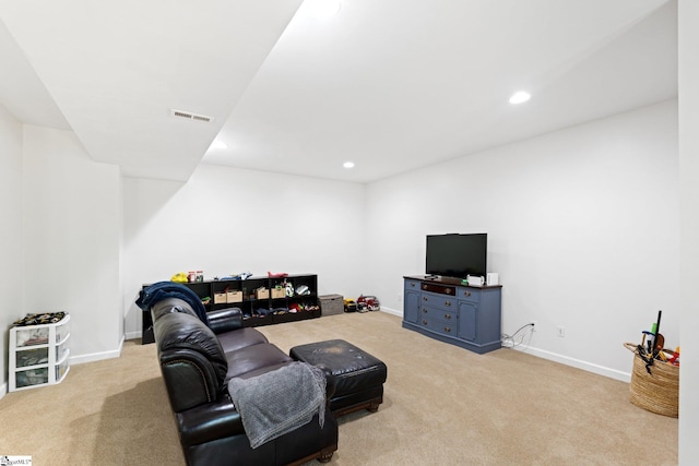 361 E Killarney Lk, Moore, SC 29369 - living room featuring recessed lighting, baseboards, visible vents, and carpet