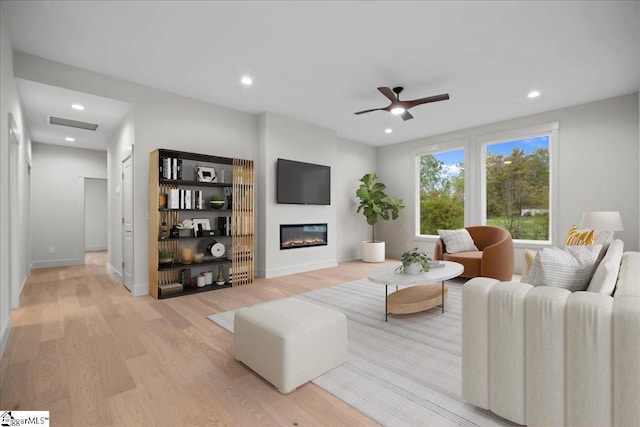 204 Tot Howell Rd, Greer, SC 29651 - living room featuring light wood-type flooring, visible vents, recessed lighting, and ceiling fan