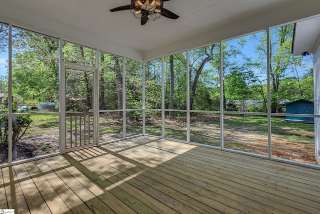 181 Skyland Dr, Clinton, SC 29325 - unfurnished sunroom featuring ceiling fan