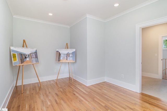 827 S Academy St, Greenville, SC 29601 - unfurnished room featuring recessed lighting, light wood-type flooring, baseboards, and ornamental molding