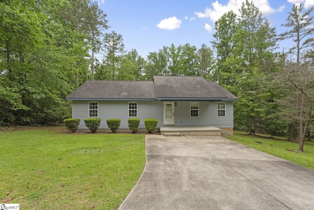 123 Sequayah Dr, Fair Play, SC 29643 - ranch-style house with covered porch, driveway, a front yard, and roof with shingles