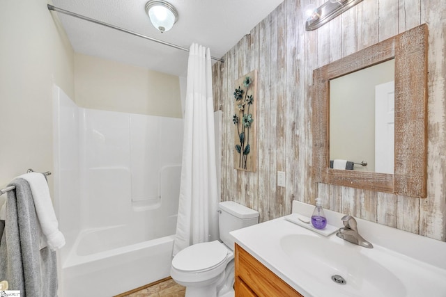 112 Jocassee Falls Rd, Salem, SC 29676 - bathroom with wallpapered walls, toilet, vanity, and shower / bathtub combination with curtain