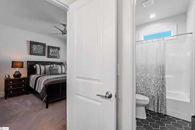bathroom featuring toilet, visible vents, ceiling fan, and recessed lighting