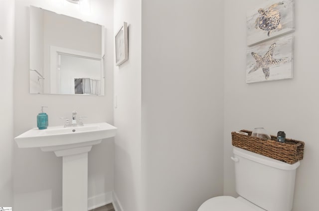229 Hollythorpe Ln, Fountain Inn, SC 29644 - bathroom with toilet