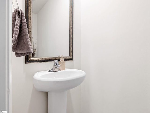 1087 Summerlin Trl, Duncan, SC 29334 - view of bathroom