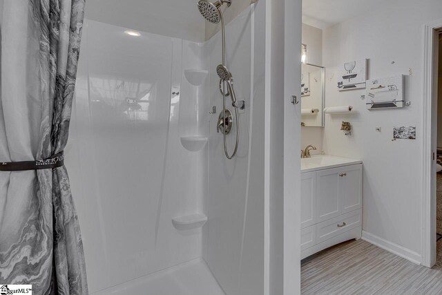 3 Heatherfield Dr, Simpsonville, SC 29680 - full bath featuring walk in shower, vanity, and baseboards