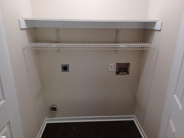 315 Farnsworth Rd, Spartanburg, SC 29301 - laundry room with hookup for an electric dryer, washer hookup, and baseboards