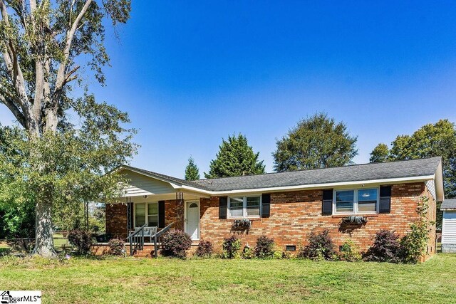 411 Granada Dr, Spartanburg, SC 29303 - ranch-style home featuring covered porch, brick siding, a front lawn, and crawl space