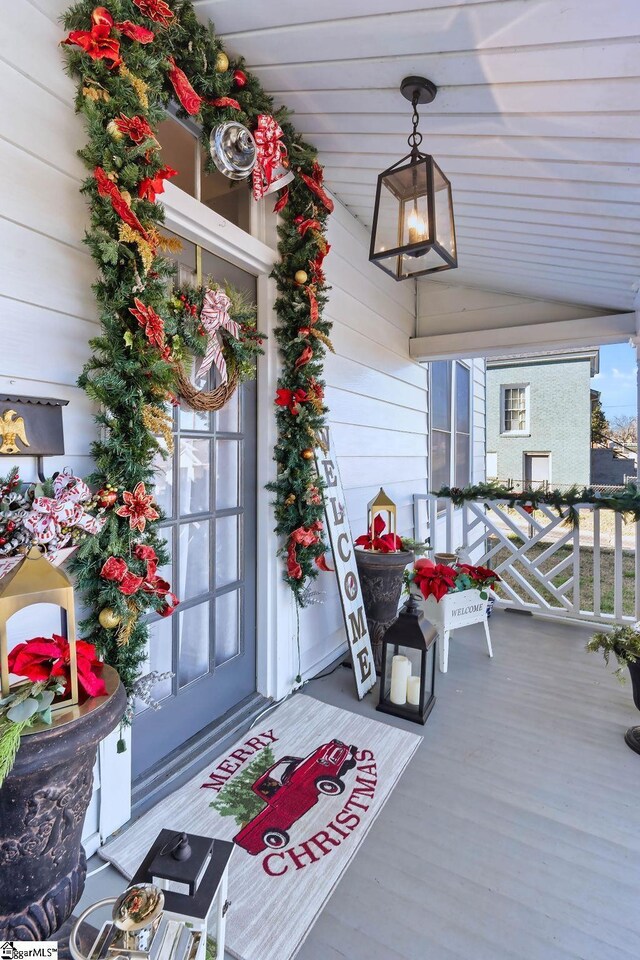 15 S Greenwood Ave, Ware Shoals, SC 29629 - view of doorway to property