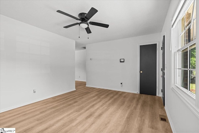 118 Rodney St, Moore, SC 29369 - spare room featuring visible vents, ceiling fan, light wood-style flooring, and baseboards