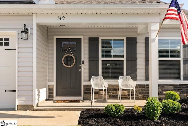 149 Bruinen Dr, Fountain Inn, SC 29644 - doorway to property with a porch