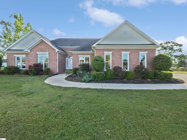 1611 Scuffletown Rd, Fountain Inn, SC 29644 - view of front of house with brick siding and a front yard