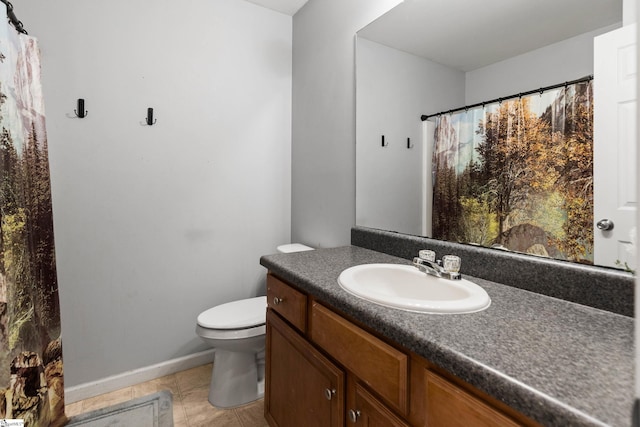 2 Susana Dr, Greer, SC 29651 - full bath featuring vanity, toilet, baseboards, tile patterned floors, and a shower with curtain