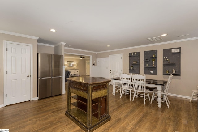 dining space featuring visible vents, baseboards, ceiling fan, recessed lighting, and dark wood finished floors