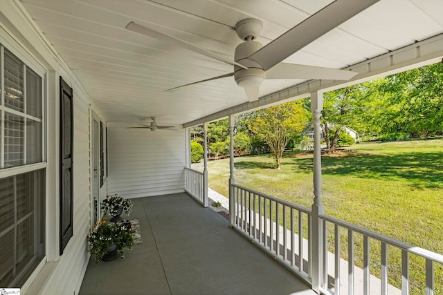 view of patio featuring a porch and a ceiling fan