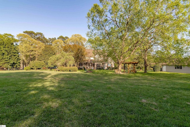 104 Bellewood Dr, Easley, SC 29640 - view of yard