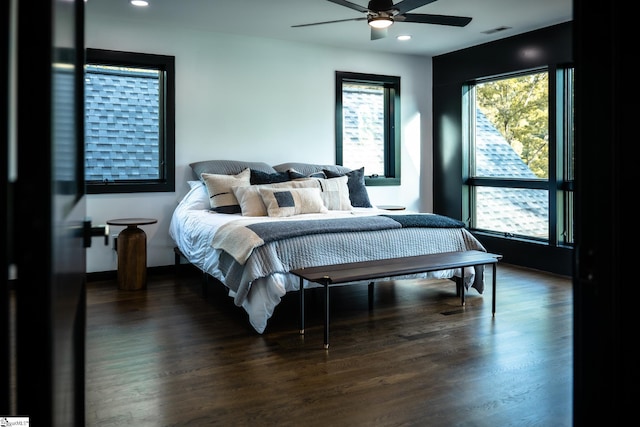 bedroom with visible vents, recessed lighting, a ceiling fan, and wood finished floors