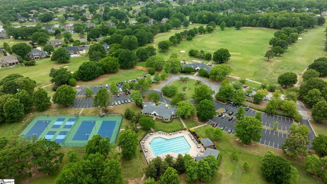 drone / aerial view with view of golf course