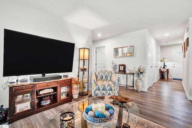 124 Highland Station Dr, Clinton, SC 29325 - living room featuring wood finished floors, recessed lighting, and baseboards