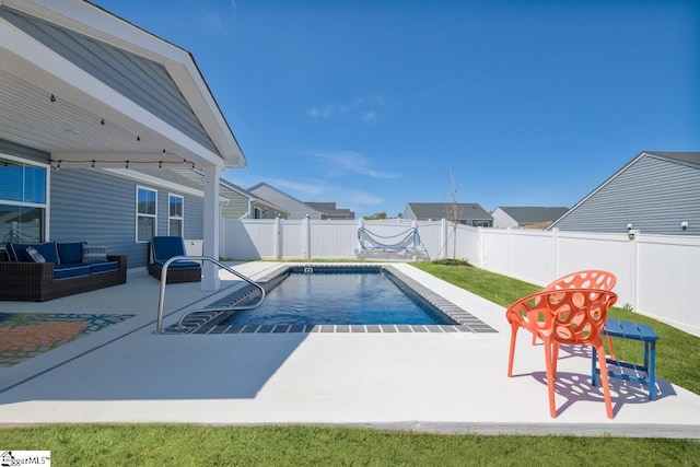 view of pool featuring a fenced backyard, a fenced in pool, an outdoor hangout area, and a patio area