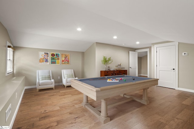 playroom with light wood-style floors, baseboards, recessed lighting, and visible vents