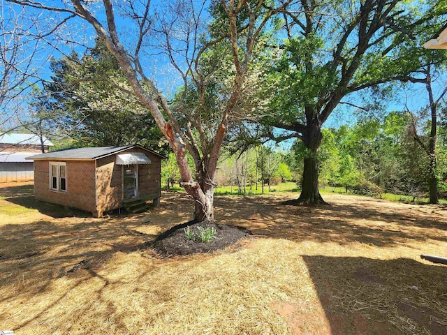 509 Allgood Bridge Rd, Pickens, SC 29671 - view of yard with an outdoor structure