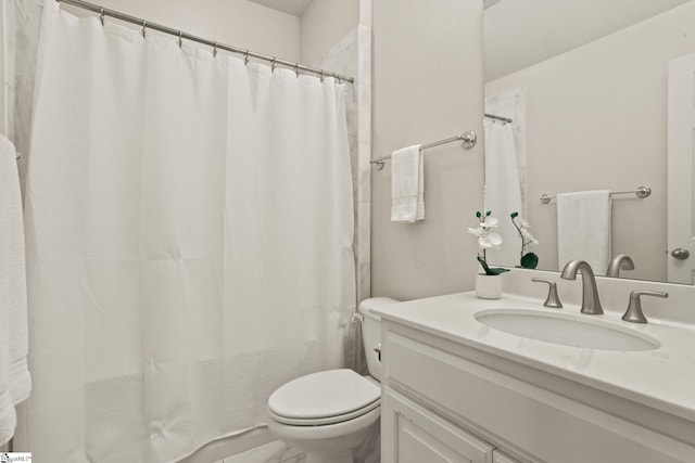 312 Stonebrook Farm Way, Greenville, SC 29615 - full bathroom featuring vanity, toilet, and a shower with shower curtain