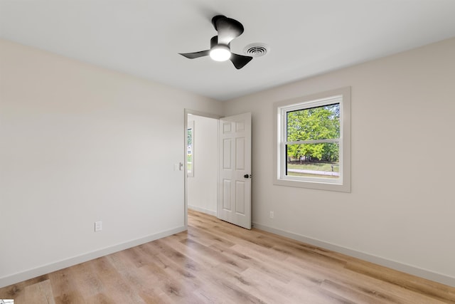 406 Creekside Dr, Boiling Springs, SC 29316 - empty room featuring ceiling fan, visible vents, baseboards, and light wood-type flooring