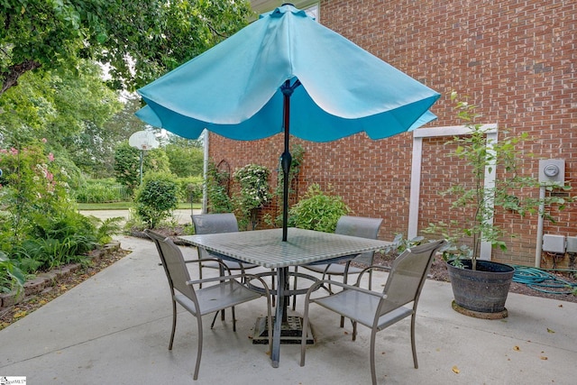 5 Bellfort Ct, Taylors, SC 29687 - view of patio / terrace featuring outdoor dining space