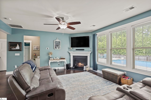 324 Runion Lake Ct, Taylors, SC 29687 - living room with visible vents, a ceiling fan, and a wealth of natural light