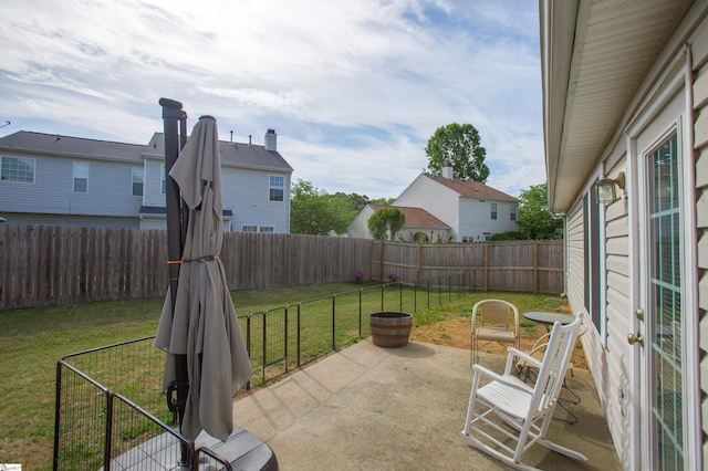 view of patio featuring a fenced backyard