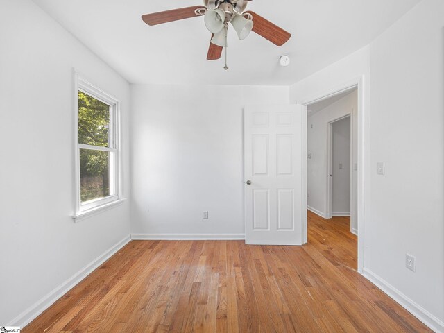 797 Jackson St, Spartanburg, SC 29303 - spare room with light wood-style floors, baseboards, and a ceiling fan