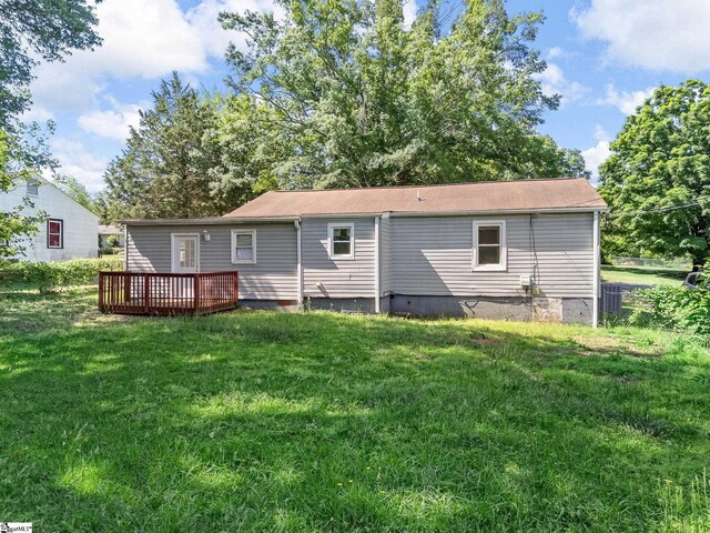 797 Jackson St, Spartanburg, SC 29303 - back of house featuring a lawn, a deck, and crawl space