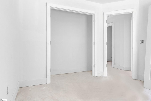 unfurnished bedroom featuring a closet