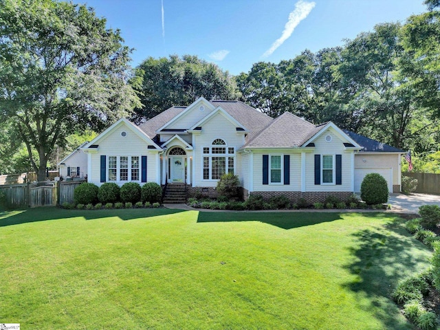 6 Shallow Creek Ct, Fountain Inn, SC 29644 - ranch-style house with a garage, fence, and a front yard